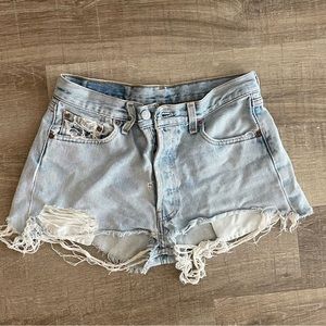 Vintage Levi’s jean shorts